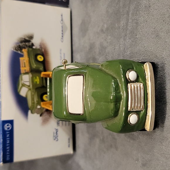 Dept 56 John Deere Ford Truck Horse Trailer Retired - Picture 9 of 10